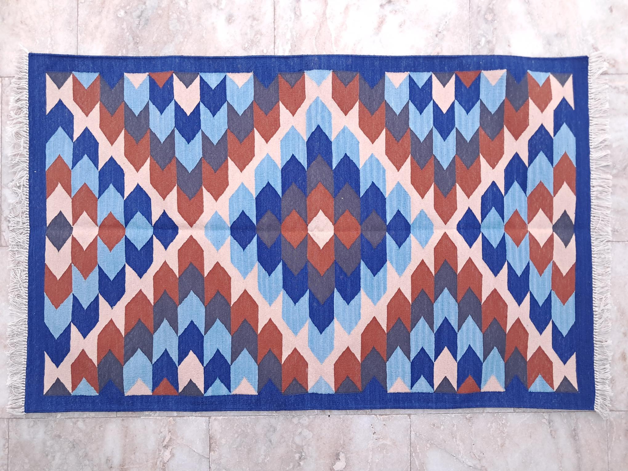 Premium Handwoven Cotton Area Rug 3×5 ft | Washable Flatweave Dhurrie | Handmade Indian Rug for Living Room, Kids room.